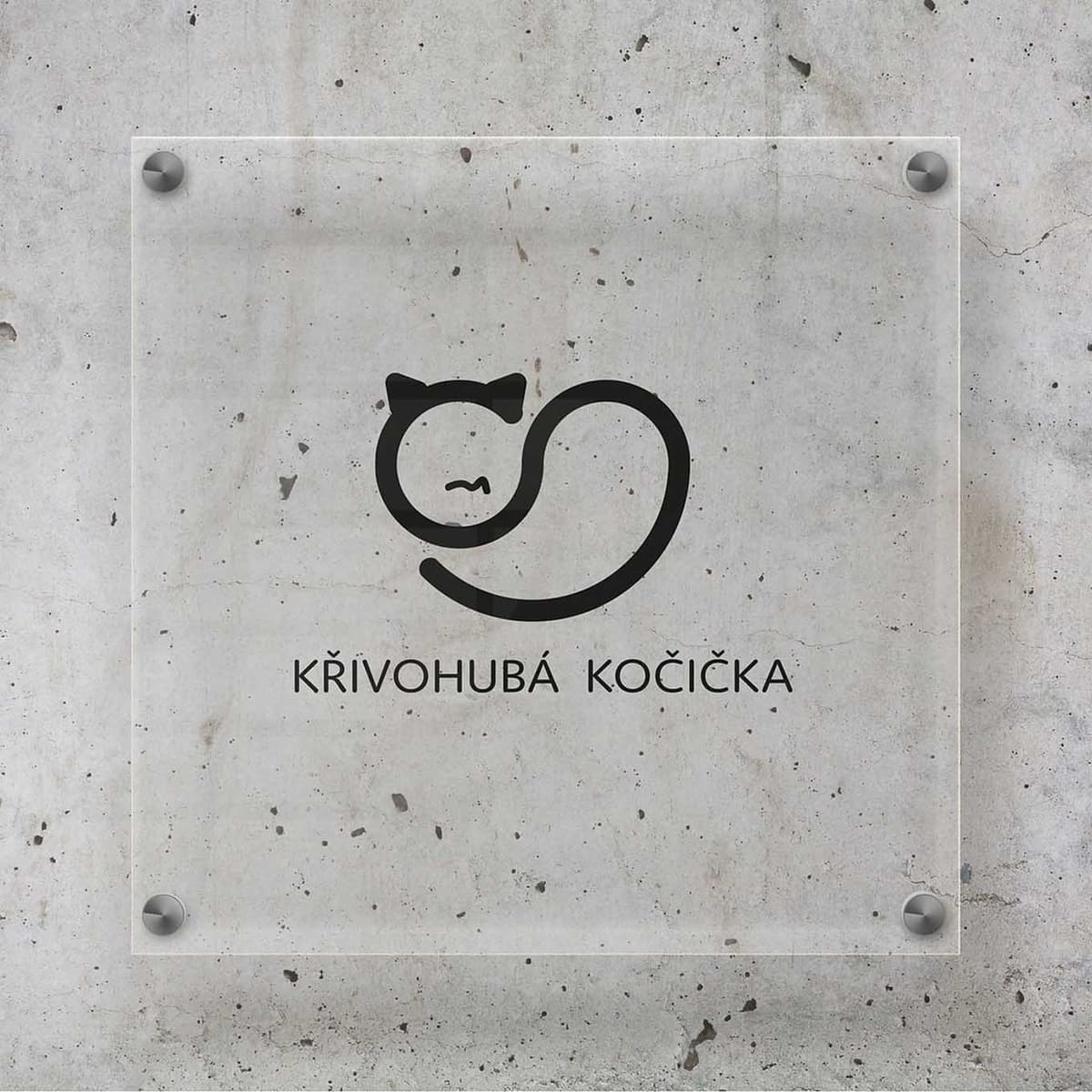 Křivohubá kočička